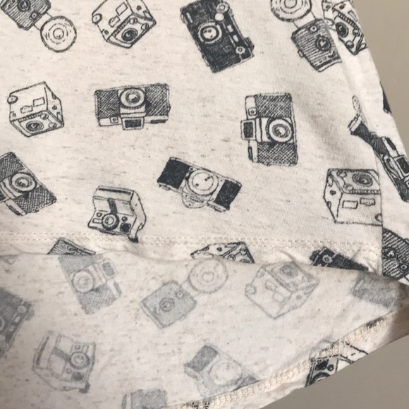 Camera Print Tee - Picture 3 of 3